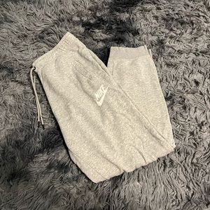 Nike Joggers